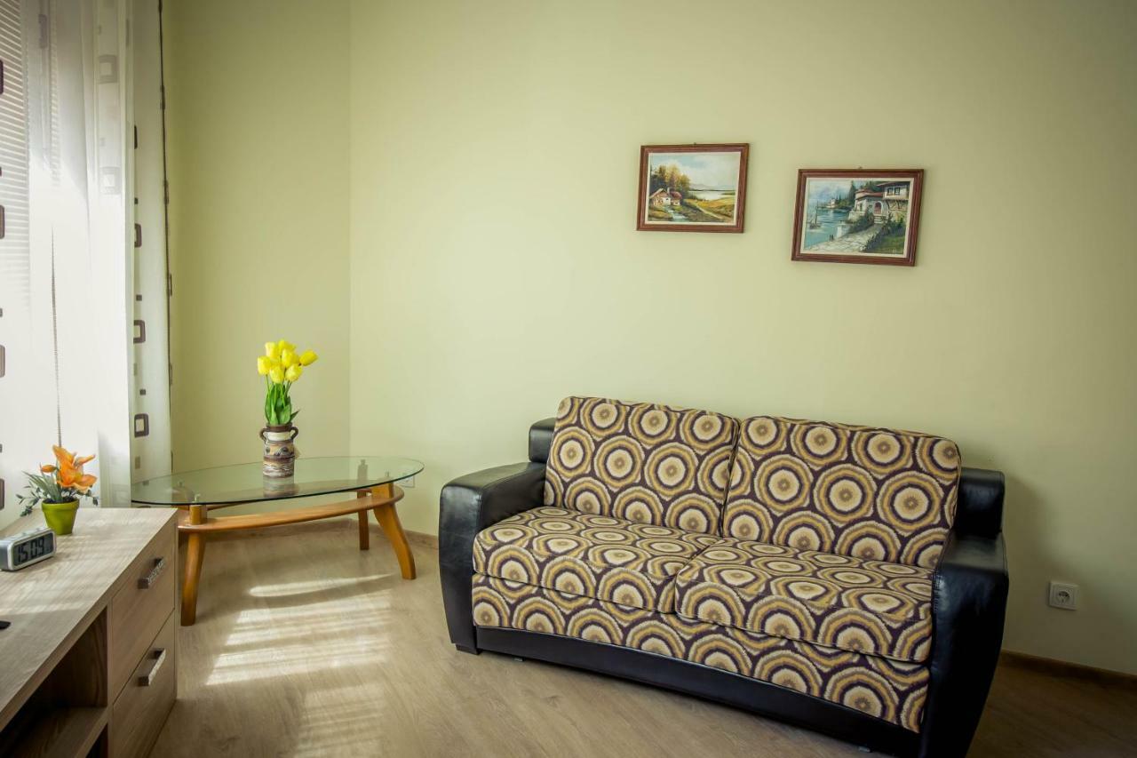 Apartcomplex Ritza Aziz Konstantin ve Elena Dış mekan fotoğraf